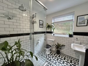 Photo 16- click for photo gallery